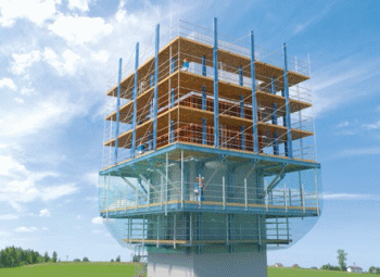 Abb. 54 Kletterschalung an turmartigem BauwerkWandschalungssystem mit Seitenschutz