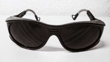 Spezielle Brille fr die helfende Person beim Schweien mit Schutzfilter nach DIN EN 175 (geringere Schutzstufe)